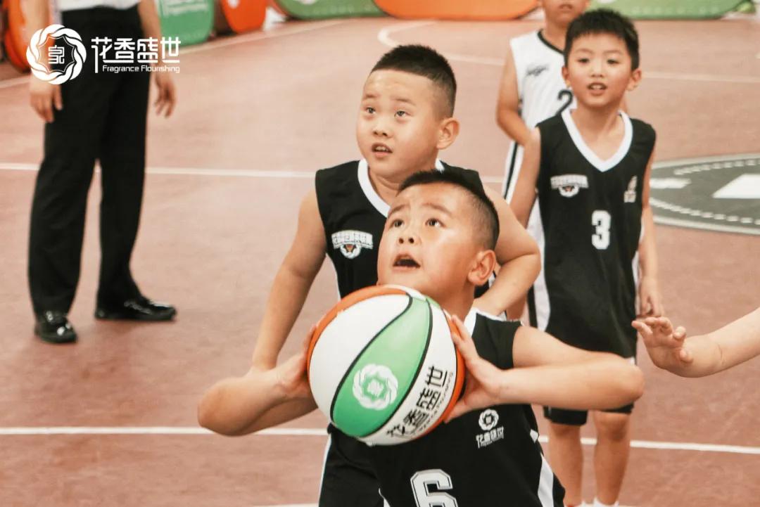 小篮球比赛用球_小篮球比赛用什么规则_篮球小规则有哪些