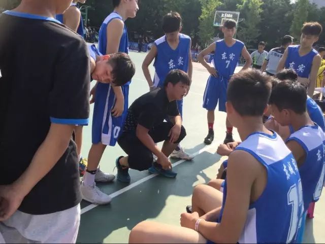 篮球比赛回顾_历史性的篮球比赛_篮球赛比赛记录