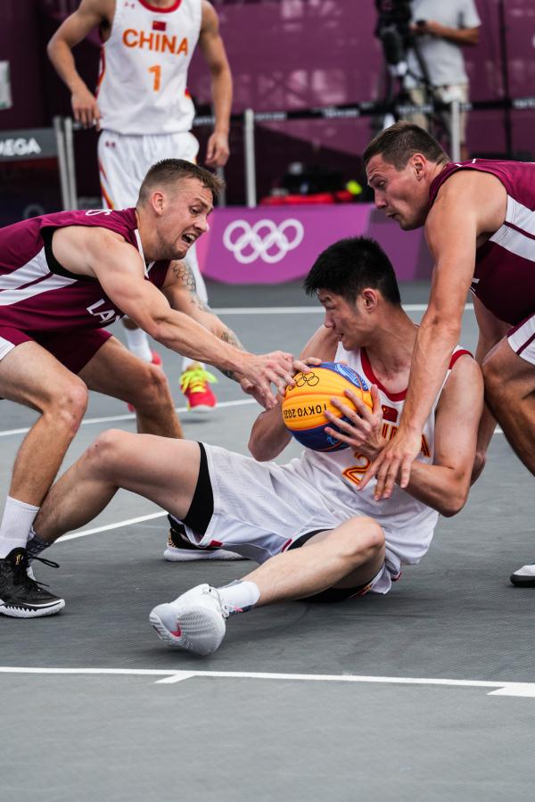 五人篮球的规则_五人篮球罚球规则_篮球五人制发球规则
