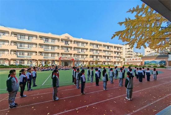 腺学生广播体操_广播体操讲解要怎么讲_广播体操具体流程