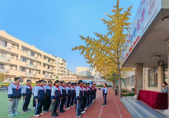 广播体操讲解要怎么讲_腺学生广播体操_广播体操具体流程