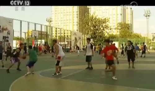 简述篮球运动基本规则_篮球的规则和运动特点是_篮球规则运动特点是什么